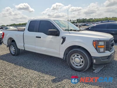 Czwarte zdjęcie samochodu z boku: 2023 FORD F150 SUPER CAB VIN:1FTEX1CB9PKD82581 - miniatura