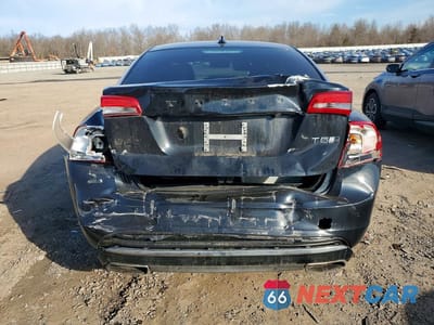 Zdjęcie 6 z 11 samochodu: 2018 VOLVO S60 INSCRIPTION VIN:LYV402TK6JB168272 - miniatura