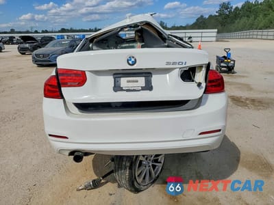 Zdjęcie 6 z 12 samochodu: 2016 BMW 320 I VIN:WBA8E1G58GNT35531 - miniatura
