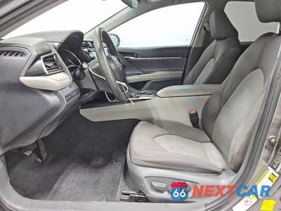Zdjęcie 7 z 12 samochodu: 2019 TOYOTA CAMRY LE VIN:4T1B11HK5KU714103 - miniatura