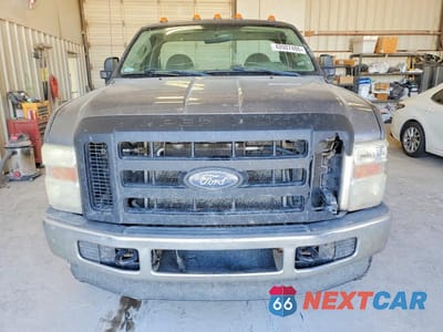 Piąte zdjęcie samochodu w środku: 2010 FORD F350 SUPER DUTY VIN:1FTWF3B59AEA56218 - miniatura