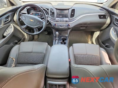 Zdjęcie 8 z 12 samochodu: 2017 CHEVROLET IMPALA LT VIN:2G1105SA8H9188428 - miniatura