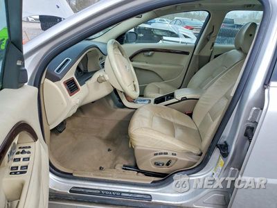 Zdjęcie 7 z 12 samochodu: 2008 VOLVO V70 3.2 VIN:YV1BW982381055155 - miniatura