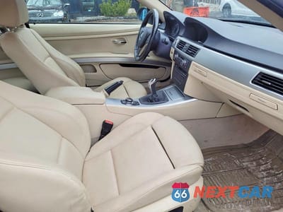 Piąte zdjęcie samochodu w środku: 2009 BMW 335 I VIN:WBAWB73599P158133 - miniatura