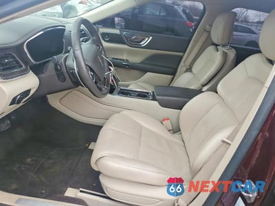 Zdjęcie 7 z 12 samochodu: 2019 LINCOLN CONTINENTAL SELECT VIN:1LN6L9SK9K5602739 - miniatura