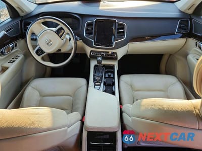 Zdjęcie 8 z 13 samochodu: 2019 VOLVO XC90 T5 MOMENTUM VIN:YV4102CK5K1445437 - miniatura