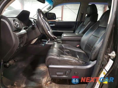 Zdjęcie 7 z 12 samochodu: 2014 TOYOTA TUNDRA CREWMAX SR5 VIN:5TFDY5F10EX362741 - miniatura