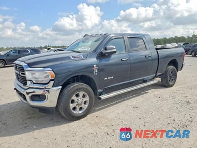 2019 RAM 2500 BIG HORN 3C6UR5ML4KG546363 - główne zdjęcie licytacji z USA - miniatura