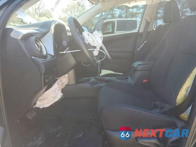 Zdjęcie 7 z 13 samochodu: 2018 TOYOTA RAV4 XLE VIN:2T3WFREV5JW462813 - miniatura