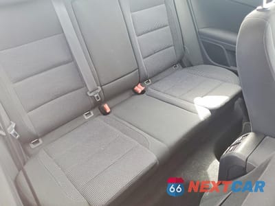 Zdjęcie 10 z 12 samochodu: 2013 VOLKSWAGEN GOLF VIN:WVWAB7AJ8DW094016 - miniatura