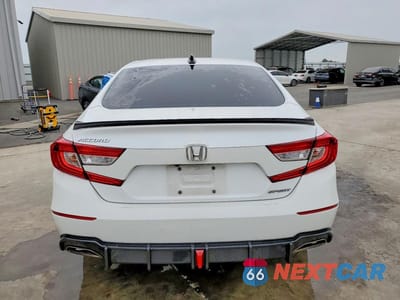 Zdjęcie 6 z 12 samochodu: 2018 HONDA ACCORD SPORT VIN:1HGCV1F3XJA050410 - miniatura