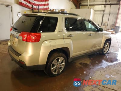 Trzecie zdjęcie samochodu z tyłu: 2015 GMC TERRAIN SLE VIN:2GKFLWE34F6364952 - miniatura