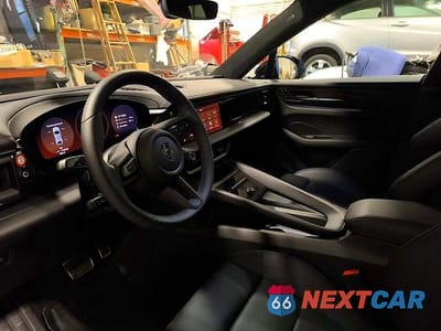 Zdjęcie 7 z 15 samochodu: 2025 PORSCHE MACAN TURBO VIN:WP1AC2XA5SL175556 - miniatura