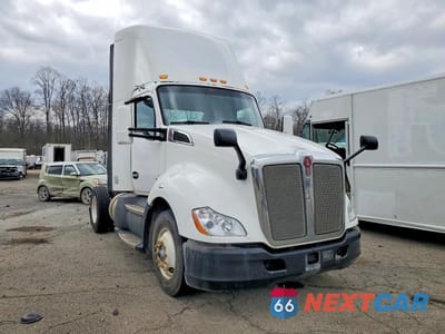 2016 KENWORTH CONSTRUCTION T680 1XKYA48XXGJ496409 - główne zdjęcie licytacji z USA - miniatura