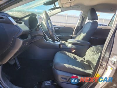 Zdjęcie 7 z 13 samochodu: 2025 TOYOTA RAV4 XLE VIN:2T3P1RFV9SW594878 - miniatura