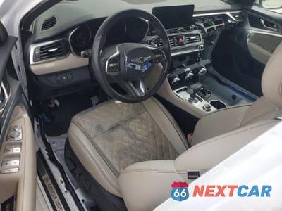 Zdjęcie 8 z 11 samochodu: 2022 GENESIS G70 3.3T STANDARD VIN:KMTG54TE0NU103726 - miniatura