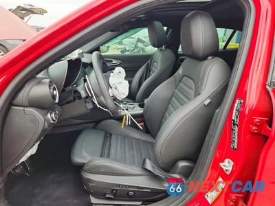 Zdjęcie 7 z 11 samochodu: 2025 ALFA ROMEO GIULIA BASE VIN:ZARFAMAN6S7693794 - miniatura