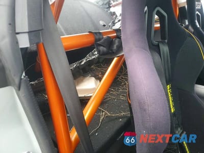 Zdjęcie 10 z 12 samochodu: 2021 FORD MUSTANG MACH I VIN:1FA6P8R06M5550082 - miniatura