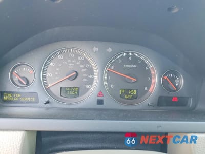 Zdjęcie 9 z 13 samochodu: 2004 VOLVO XC90 T6 VIN:YV1CZ91H441036988 - miniatura