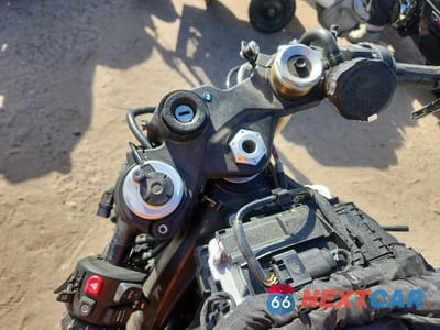 Zdjęcie 7 z 8 samochodu: 2025 BMW S 1000 RR VIN:WB10P2305S6L48019 - miniatura