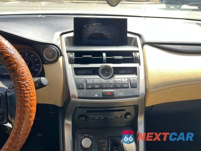 Zdjęcie 9 z 10 samochodu: 2016 LEXUS NX 200T BASE VIN:JTJYARBZ3G2026331 - miniatura