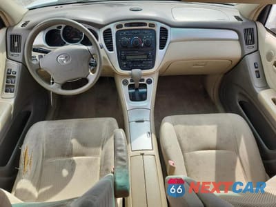 Zdjęcie 8 z 12 samochodu: 2004 TOYOTA HIGHLANDER BASE VIN:JTEEP21A740006674 - miniatura