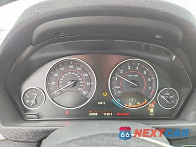 Zdjęcie 9 z 11 samochodu: 2018 BMW 330 XI VIN:WBA8D9G53JNU67881 - miniatura