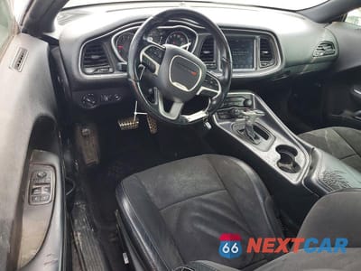 Zdjęcie 8 z 12 samochodu: 2017 DODG CHALLENGER VIN:2C3CDZGG4HH605093 - miniatura