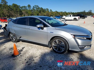 Czwarte zdjęcie samochodu z boku: 2018 HONDA CLARITY TOURING VIN:JHMZC5F36JC004453 - miniatura