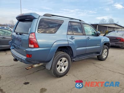 Trzecie zdjęcie samochodu z tyłu: 2005 TOYOTA 4RUNNER SR5 VIN:JTEBU14R050066157 - miniatura