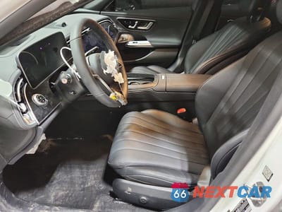 Zdjęcie 7 z 11 samochodu: 2026 MERCEDES-BENZ E 350 4MATIC VIN:W1KLF4HB4TA242965 - miniatura