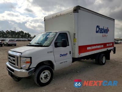 2022 FORD ECONOLINE E450 SUPER DUTY CUTAWAY VAN 1FDXE4FNXNDC25144 - główne zdjęcie licytacji z USA - miniatura