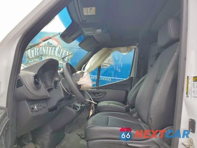 Zdjęcie 7 z 12 samochodu: 2023 MERCEDES BENZ SPRINTER 2500 UTILITY / SERVICE VAN VIN:W1Y4NBHY6PT133830 - miniatura