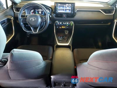 Zdjęcie 8 z 12 samochodu: 2021 TOYOTA RAV4 PRIME SE VIN:JTMAB3FV8MD027478 - miniatura