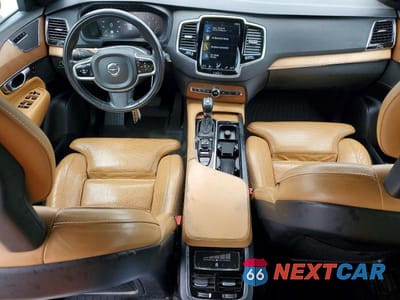 Zdjęcie 8 z 12 samochodu: 2018 VOLVO XC90 T6 VIN:YV4A22PLXJ1215940 - miniatura