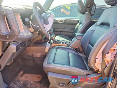 Zdjęcie 7 z 12 samochodu: 2025 FORD BRONCO OUTER BANKS VIN:1FMDE8BH4SLB27237 - miniatura