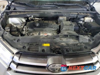 Zdjęcie 12 z 13 samochodu: 2017 TOYOTA HIGHLANDER LE VIN:5TDZARFH5HS024812 - miniatura