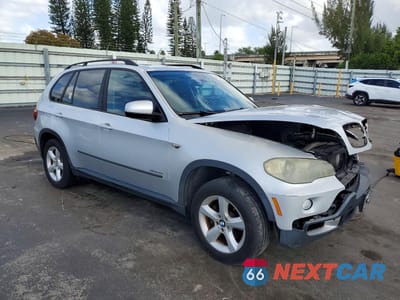 Czwarte zdjęcie samochodu z boku: 2009 BMW X5 XDRIVE30I VIN:5UXFE43509L270236 - miniatura
