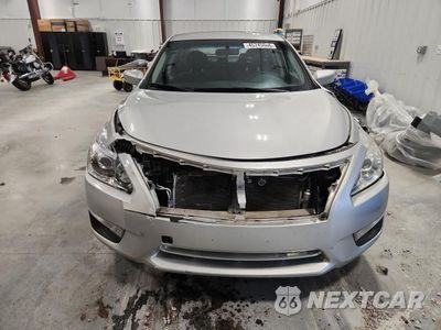 Piąte zdjęcie samochodu w środku: 2015 NISSAN ALTIMA 2.5 SV VIN:1N4AL3AP3FC290742 - miniatura