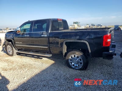 Drugie zdjęcie samochodu z przodu: 2019 GMC SIERRA K2500 DENALI VIN:1GT12SEG7KF258984 - miniatura