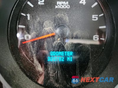 Zdjęcie 9 z 12 samochodu: 2012 CHEVROLET SILVERADO K1500 VIN:1GCNKPE00CZ100374 - miniatura