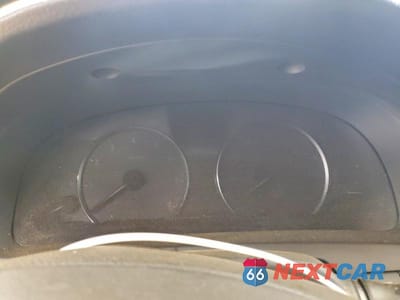 Zdjęcie 9 z 11 samochodu: 2014 LEXUS LS 460 VIN:JTHCL5EF9E5022649 - miniatura