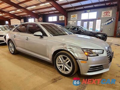 Czwarte zdjęcie samochodu z boku: 2017 AUDI A4 PREMIUM VIN:WAUANAF41HN031193 - miniatura