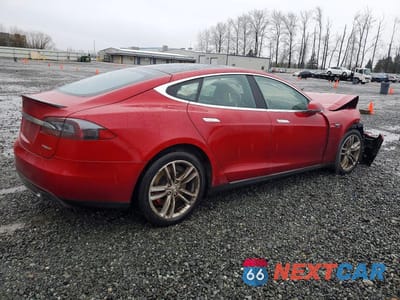 Trzecie zdjęcie samochodu z tyłu: 2015 TESLA MODEL S P85D VIN:5YJSA1H47FF084055 - miniatura