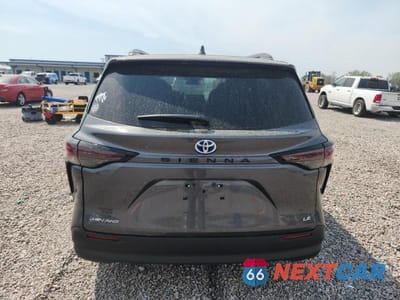 Zdjęcie 6 z 13 samochodu: 2025 TOYOTA SIENNA LE 8-PASSENGER VIN:5TDKSKFC8SS222494 - miniatura