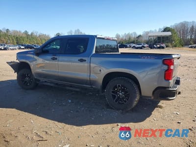 Drugie zdjęcie samochodu z przodu: 2021 CHEVROLET SILVERADO K1500 TRAIL BOSS CUSTOM VIN:1GCPYCEF2MZ371183 - miniatura