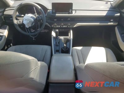 Zdjęcie 8 z 12 samochodu: 2024 HONDA ACCORD EX VIN:1HGCY1F3XRA029737 - miniatura