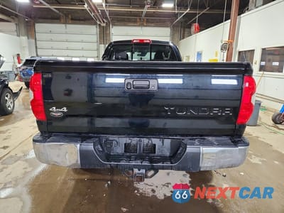 Zdjęcie 6 z 11 samochodu: 2018 TOYOTA TUNDRA SR5 VIN:5TFCW5F11JX023692 - miniatura