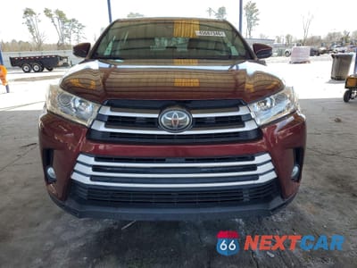 Piąte zdjęcie samochodu w środku: 2017 TOYOTA HIGHLANDER LE PLUS VIN:5TDZZRFH6HS207869 - miniatura