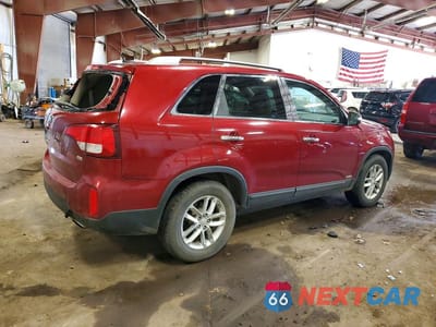 Trzecie zdjęcie samochodu z tyłu: 2015 KIA SORENTO LX VIN:5XYKTDA77FG568588 - miniatura